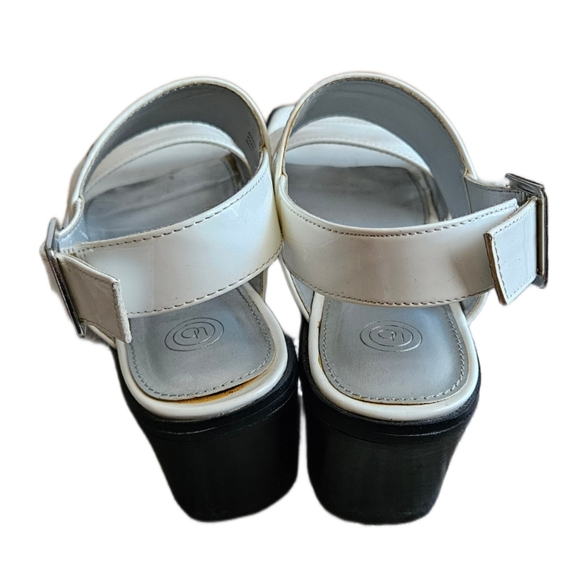 SOLD - Picture 4 of 7